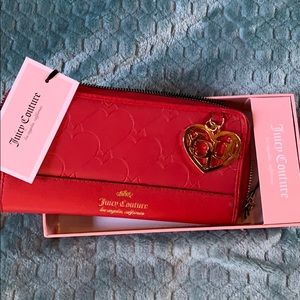 Juicy Couture Red Deluxe Wallet ❤️